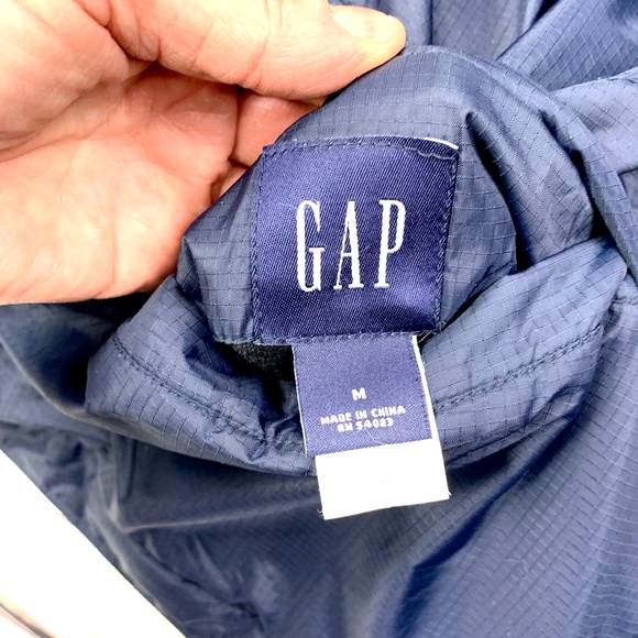 🚫SOLD! NWOT |•GAP•| Reversible Down Puffer Vest • Vintage + Athletic Looks - Picture 15 of 16